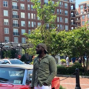 Meet your Posher, Bright-litandaze